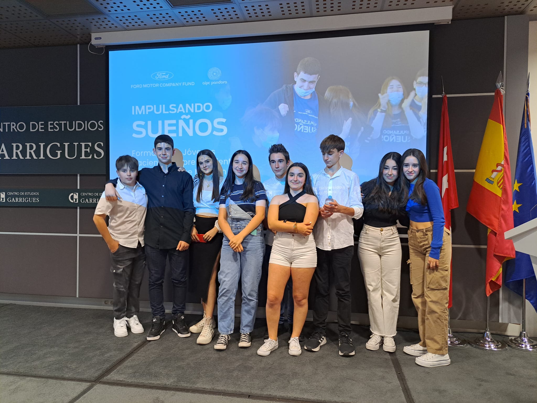 Equipo Alameda International School Hackathon